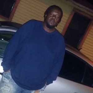 Meet your Posher, Carlos